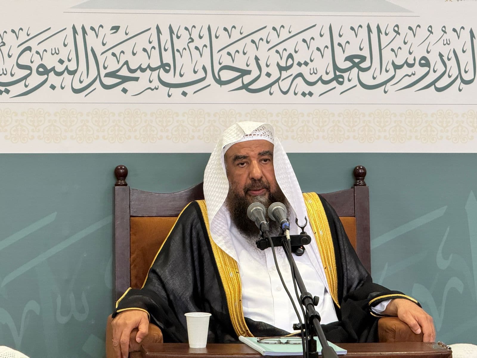 من حديث: «يا بني سلمة ديارَكم تُكتَب آثارُكم» (010)